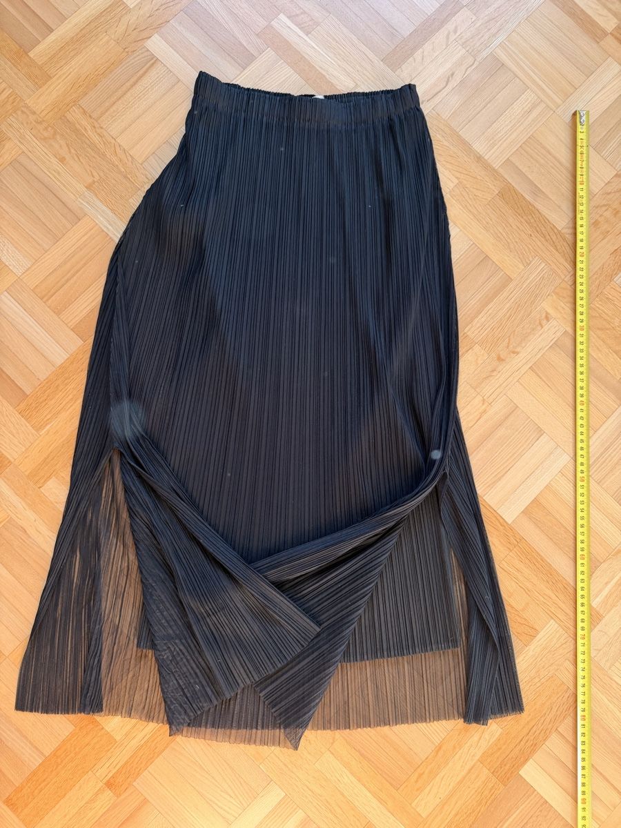 Issey Miyake Gonne: Issey Miyake Rock schwarz – Nuovo (secondo la descrizione) da Zumikon venduto da timmy15 1