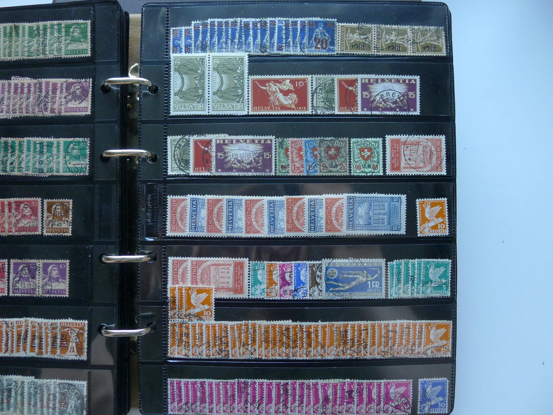 Tutti i francobolli: Lageralbum mit schweizer Briefmarken 61 Bildern – Usato da Dagmersellen venduto da q1w2e3r4 5