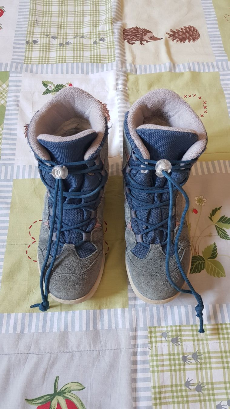 Lowa Schuhe für Mädchen: Lowa Winterschuhe Gr.35 – Gebraucht aus Luzern von silvermoon12 1