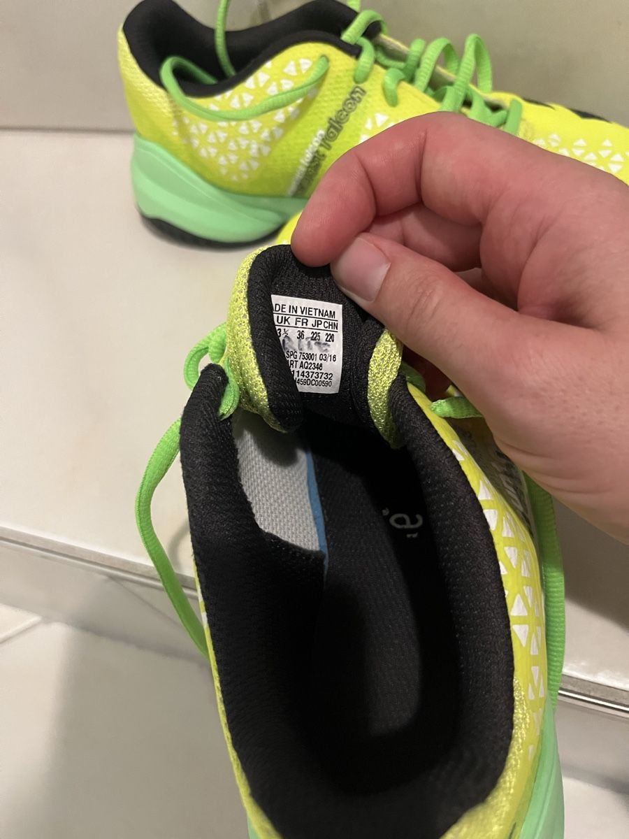 Adidas Scarpe per ragazzi: Neue Adidas Turnschuhe Junge – Nuovo (secondo la descrizione) da Raperswilen venduto da jazz017 2