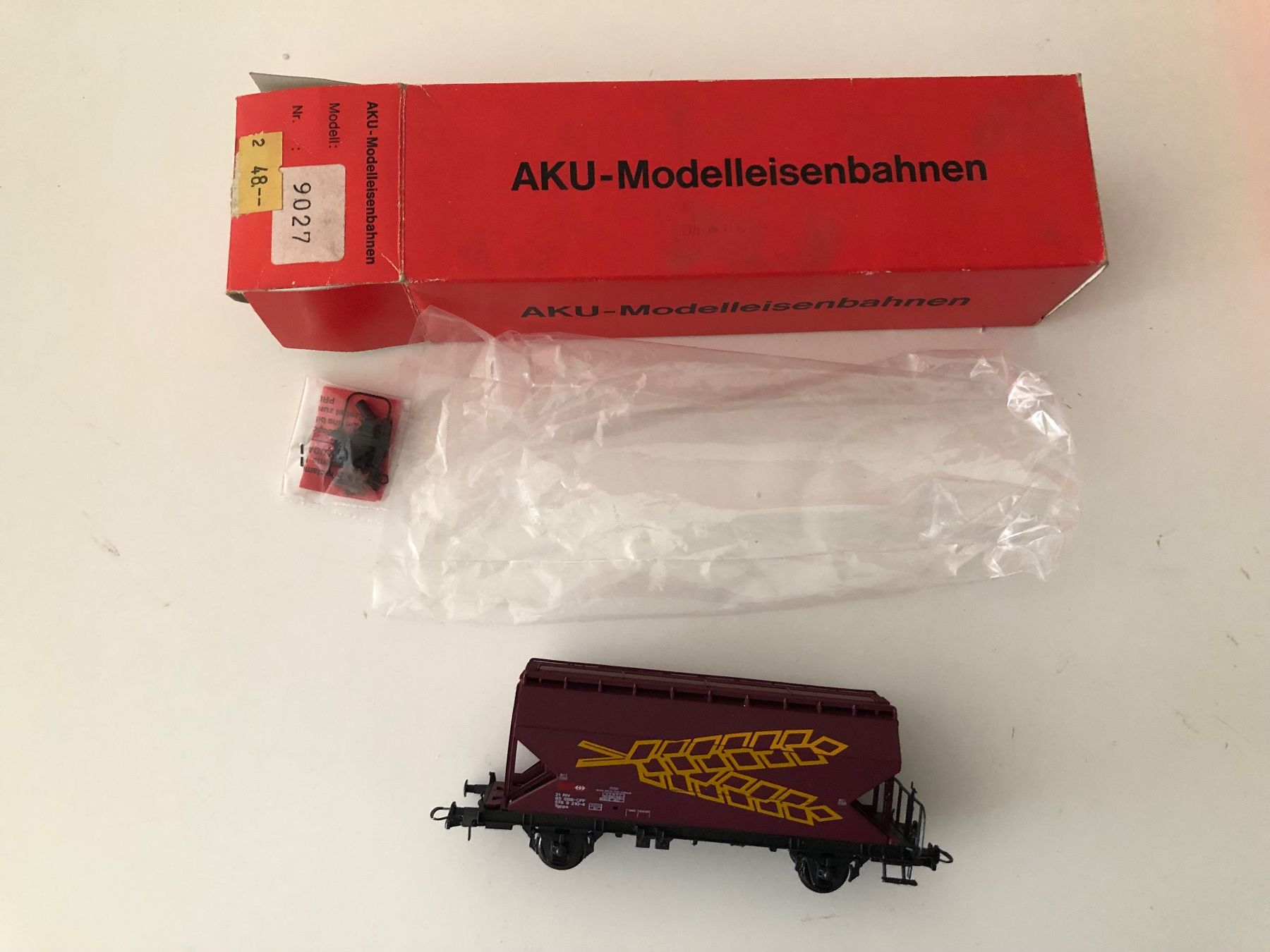 Aku Modellini di ferrovie: AKU 9027 NEU – Nuovo e nell'imballaggio originale da Ostermundigen venduto da Garmin03