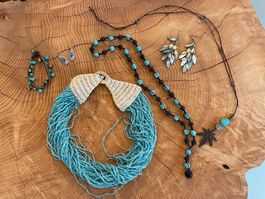 Lot bijoux perles bleues (6 pièces) / 6 Schmuckstücken