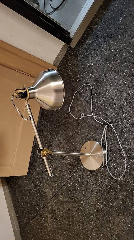 Lampade: Tischlampe – Usato da Ittigen venduto da TheLumabu 2