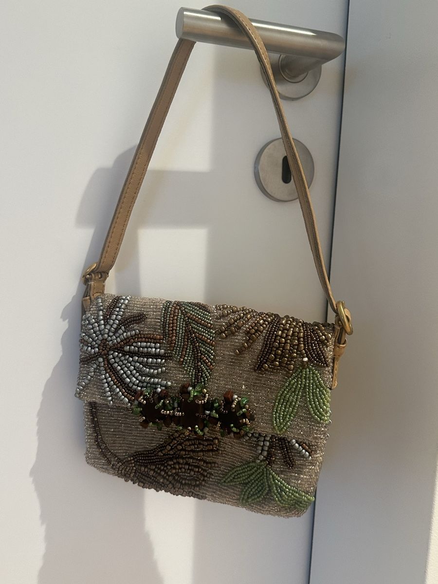 Borse da donna: Maliparli Perlen Tasche klein – Usato da Wädenswil venduto da ani_2l7w 2