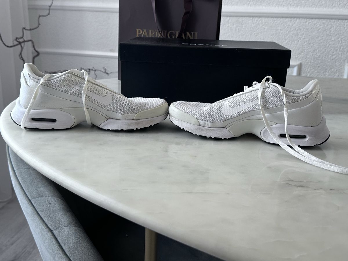 Nike Damenschuhe: Nike Air Max Schuhe, Weiss, Grösse 37.5 – Gebraucht aus Frick von Soleil4658 2