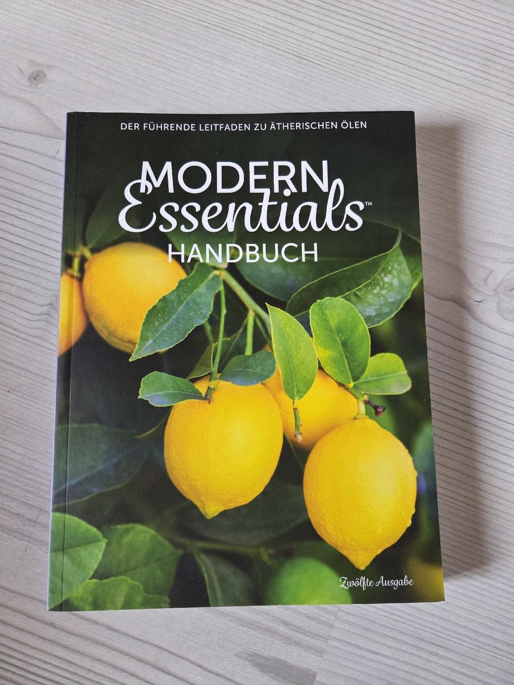 Libri: Modern Essentials Handbuch ätherische Öle 12. Ausgabe – Nuovo (secondo la descrizione) da Orpund venduto da Stibe_27