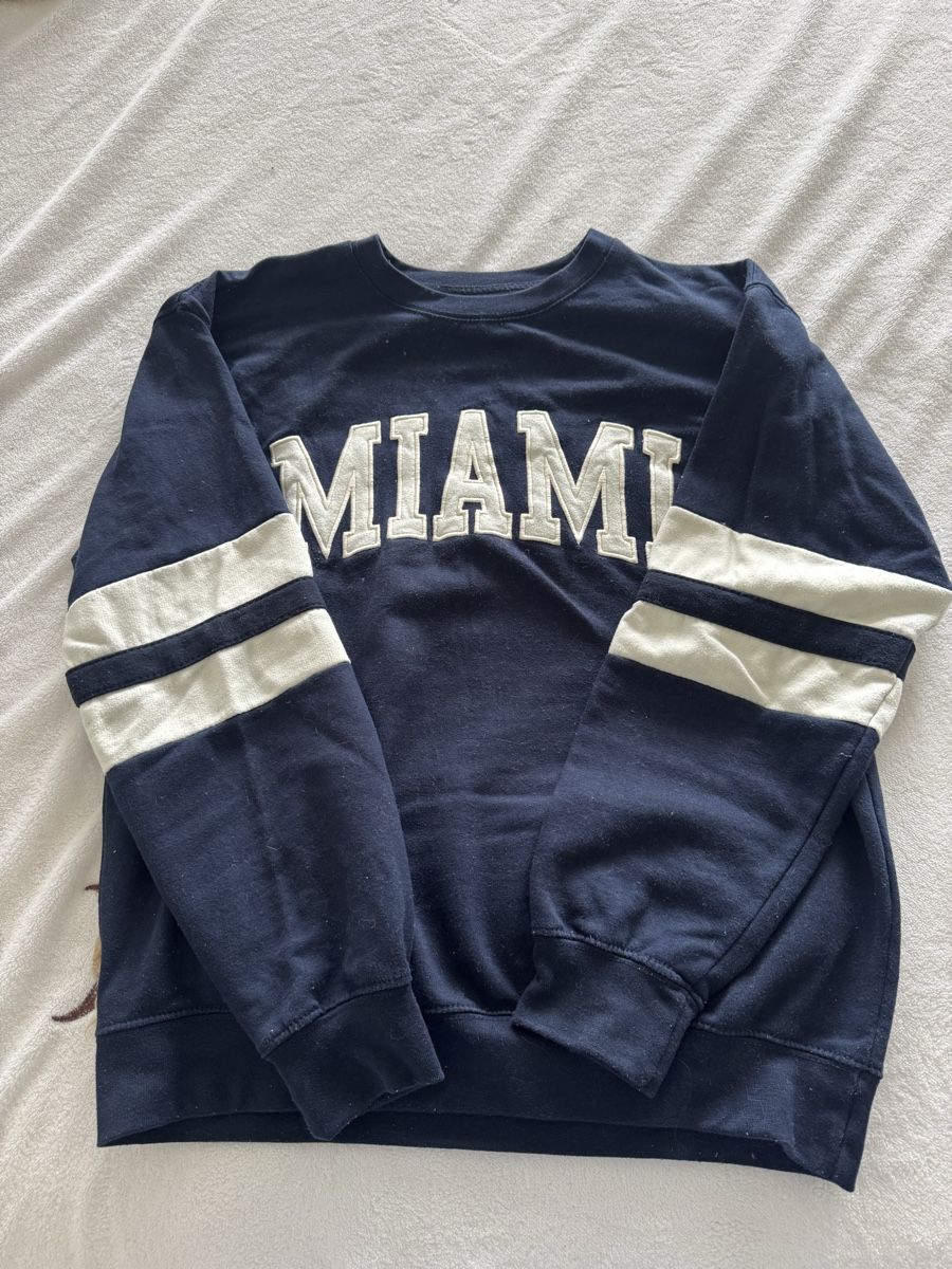 Maglioni & Felpe: Sweatshirt – Usato da Zürich venduto da lau_6q77 2