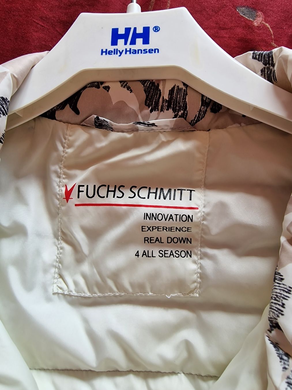 Fuchs Schmitt Jacken: Fuchs & Schmitt Steppjacke Blumenmuster Grösse 46, leicht  – Gebraucht aus Eglisau von mmkristall 2
