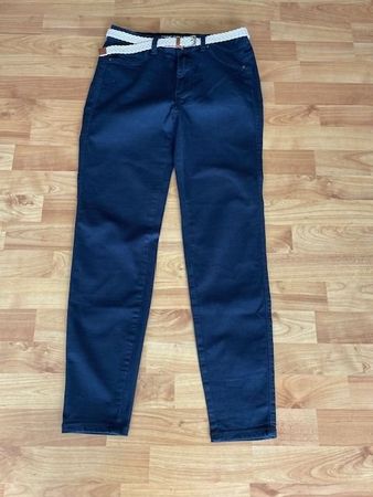Stoffhose dunkelblau mit Gürtel, Grösse M, Grösse M