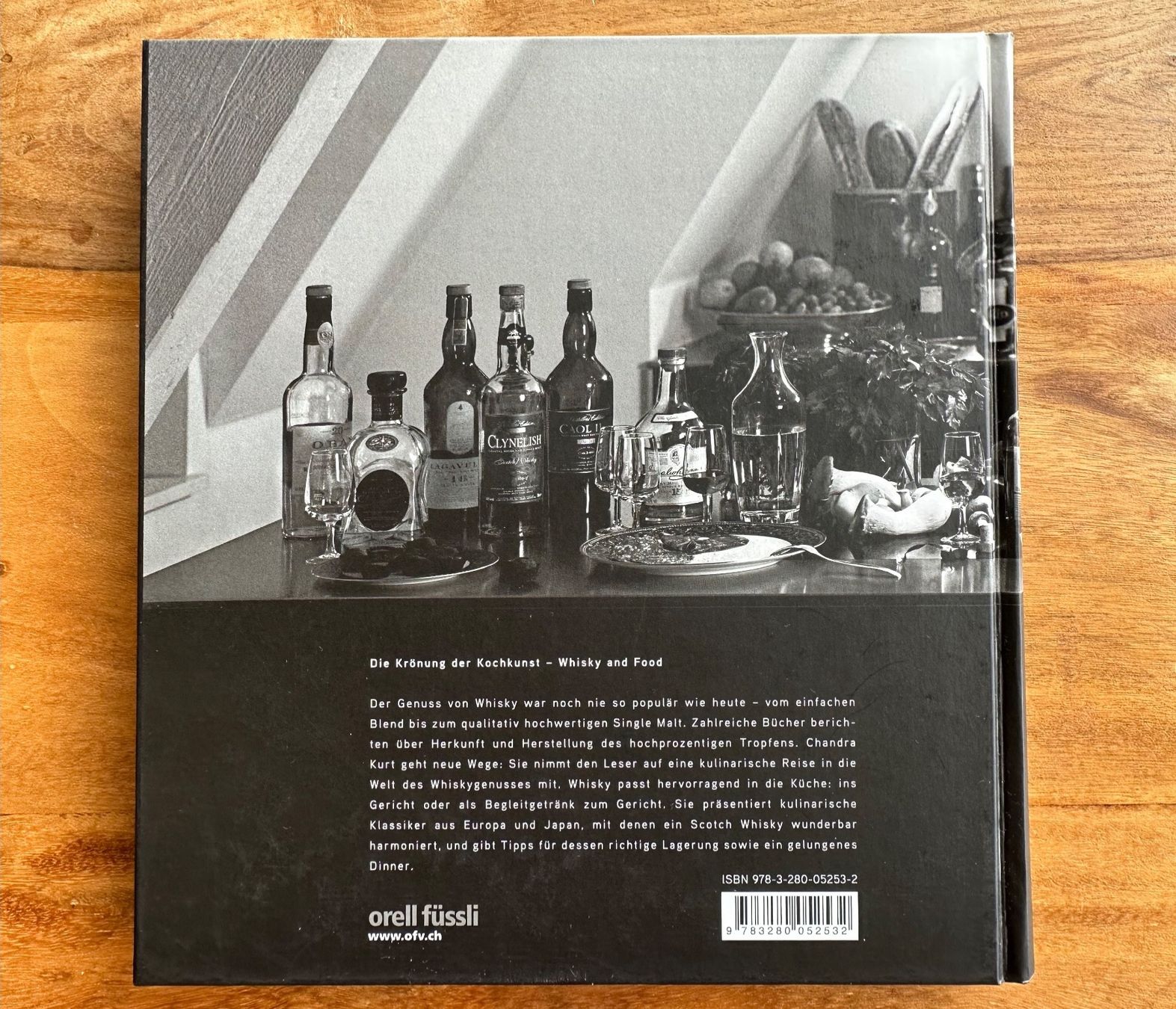 Libri: Chandra Kurt - Whisky & Food – Usato da Horgen venduto da flyingpenguin2000 2