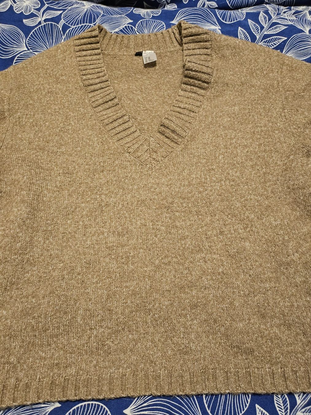H&M Maglioni & Felpe: Pullover gr XS H&M – Nuovo (secondo la descrizione) da Dietikon venduto da Eleda 1