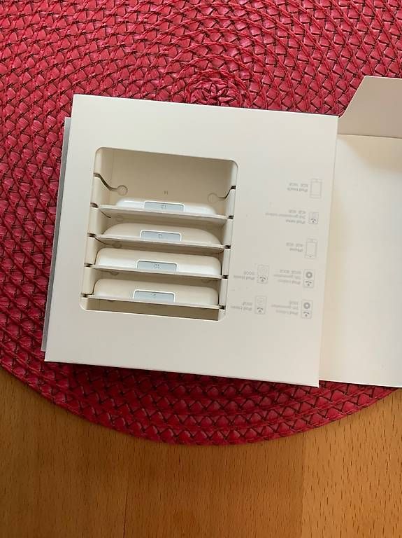 Docking station: Apple Universal Dock – Usato da Weinfelden venduto da bea_2ln5 1
