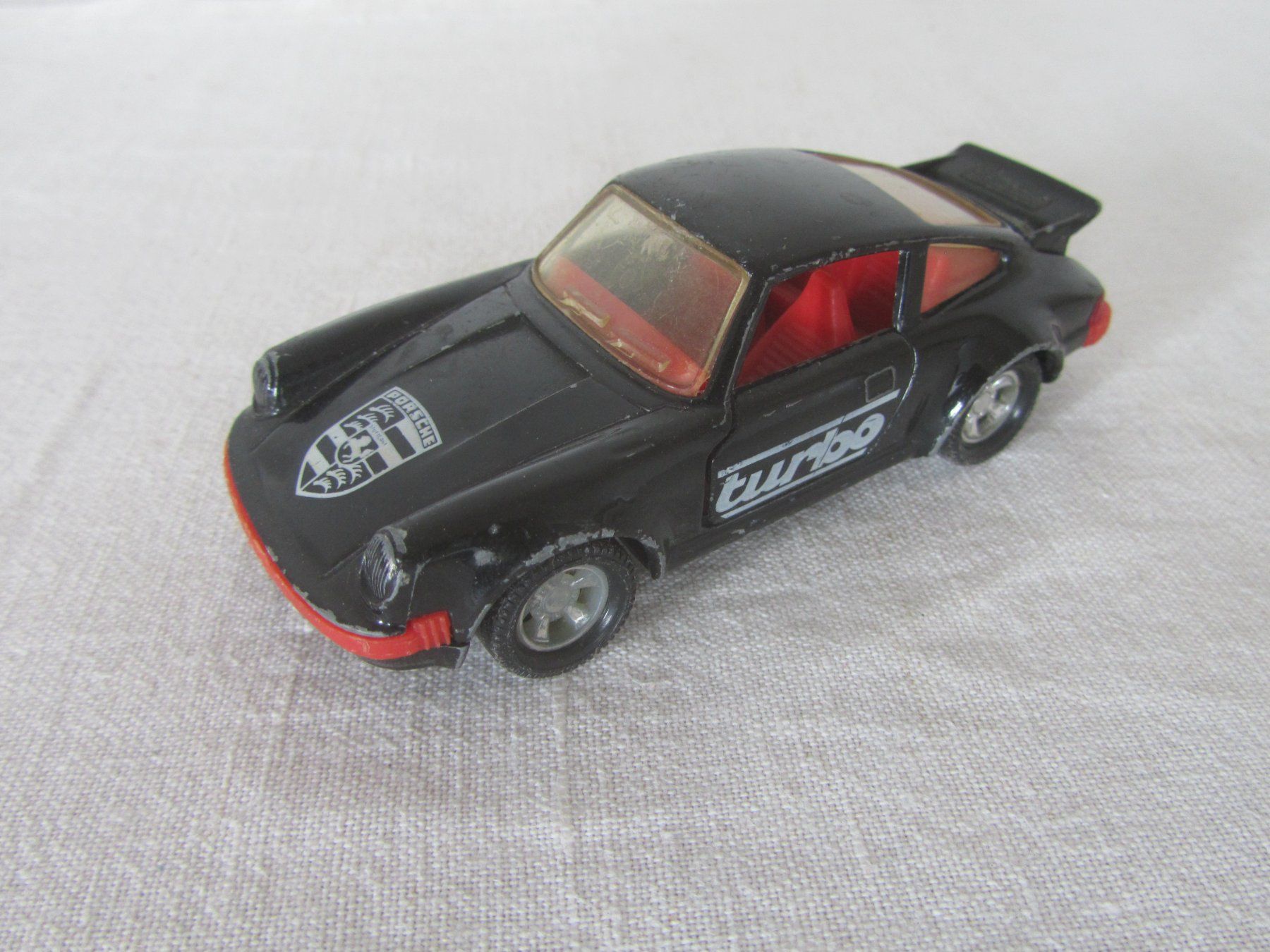 Matchbox Modellini d'auto: Porsche 911 Turbo Modellauto schwarz – Usato da Seengen venduto da mikelele 3