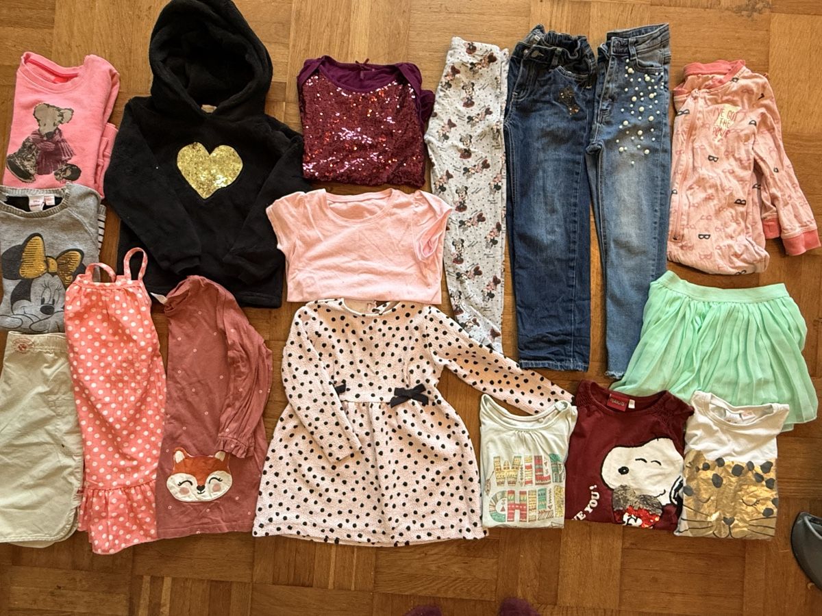 Kleiderpakete & -sets: Kleiderpaket Mädchen gr 110/116 – Gebraucht aus Belp von Lu96