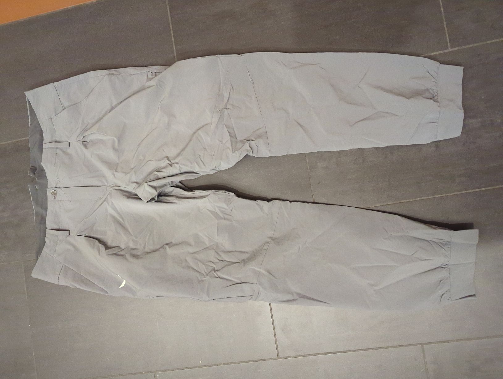 Salewa Pantaloni: Salewa Funktionshose Gr. 42 – Usato da Abtwil SG venduto da toxicterror