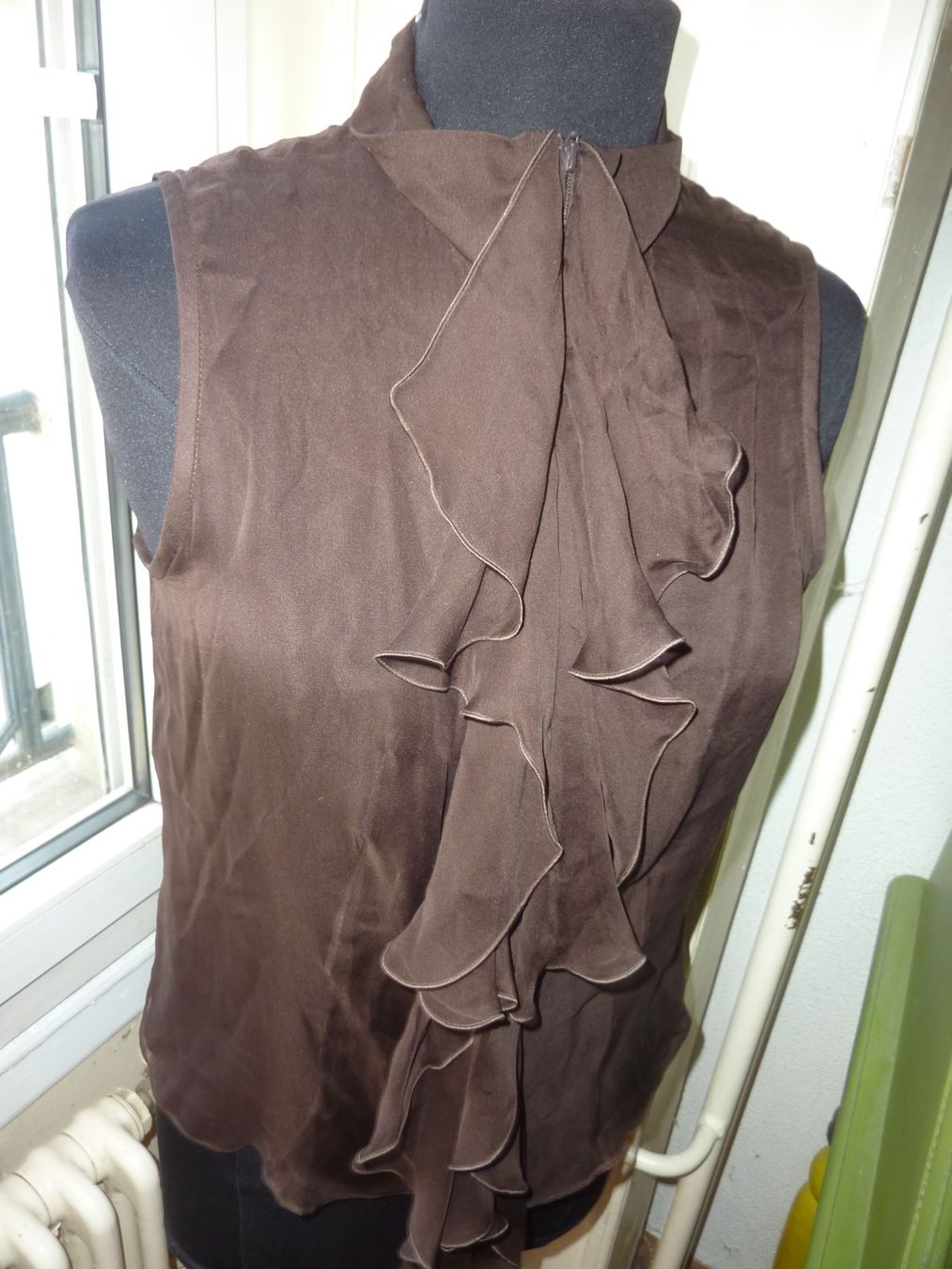 Salvatore Ferragamo Tops: blouse 42 FERRAGAMO marron seide régulateur température – Gebraucht aus geneve von chriztel 1