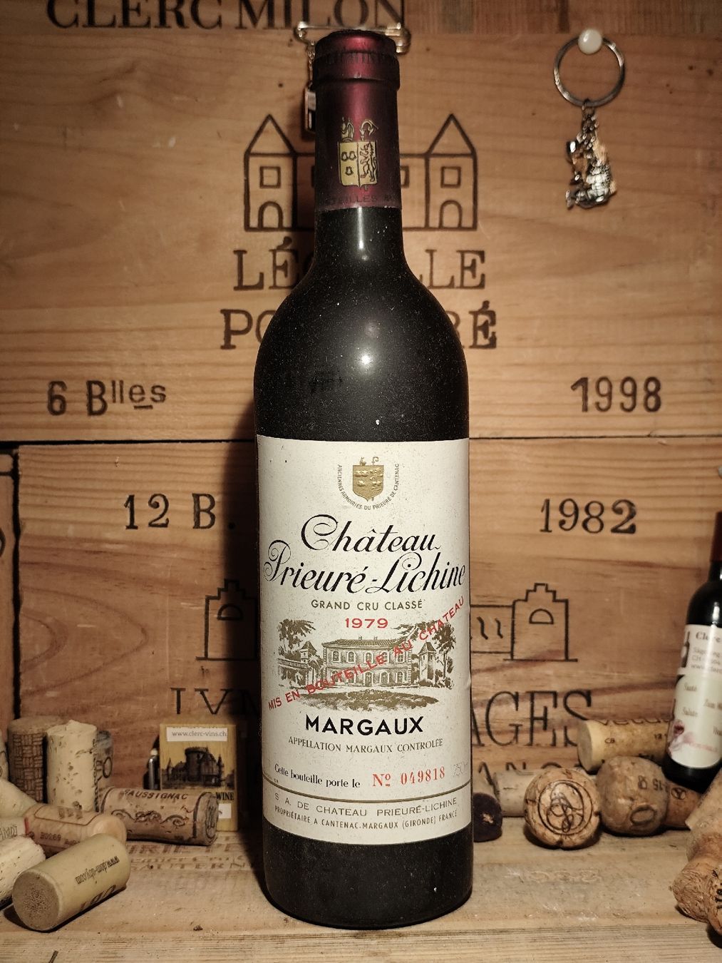 Château Margaux Vino: 1979 Margaux Chateau Prieure-Lichine  – Nuovo e nell'imballaggio originale da Büsserach venduto da Vintage-vins 5