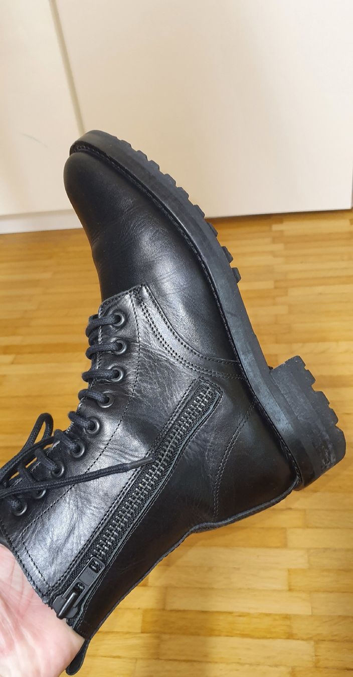 Kooples Damenschuhe: The Kooples Schnürstiefelette schwarz – Gebraucht aus Basel von Kristal4 6