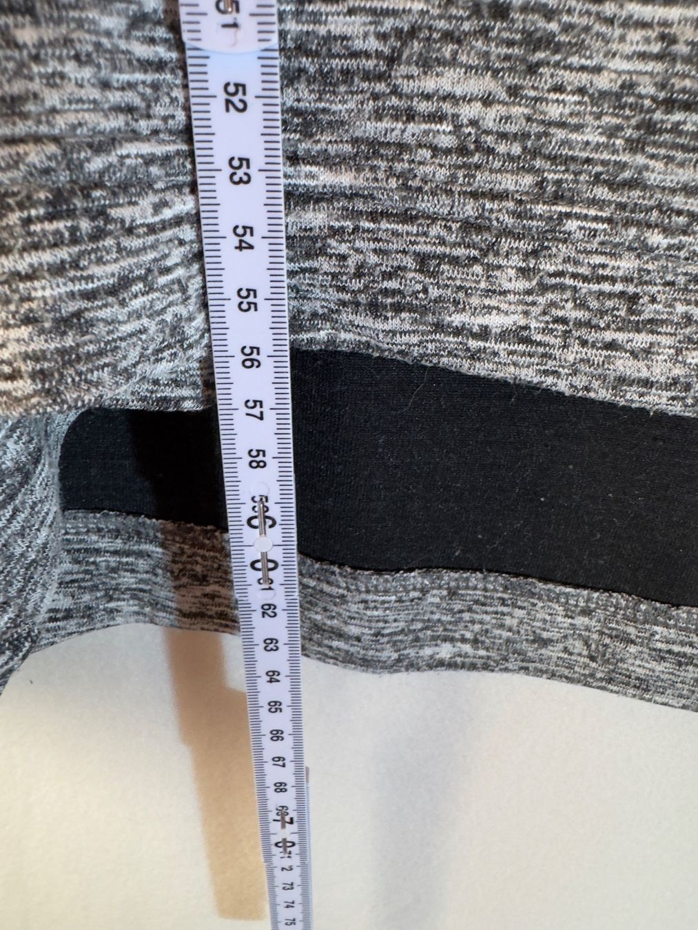 Pullover & Sweatshirts: Grauer Pullover vorn Amisu Gr. L – Gebraucht aus Grosswangen von second_hand_dress 2