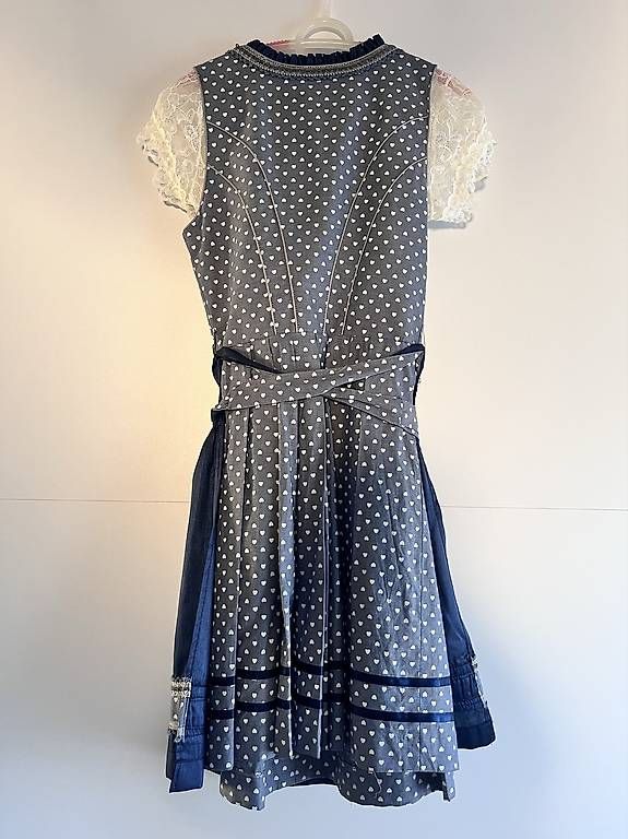 Vestiti: Dunkelblaues Dirndl der Marke Krüger – Usato da Grüningen venduto da pretty3 1