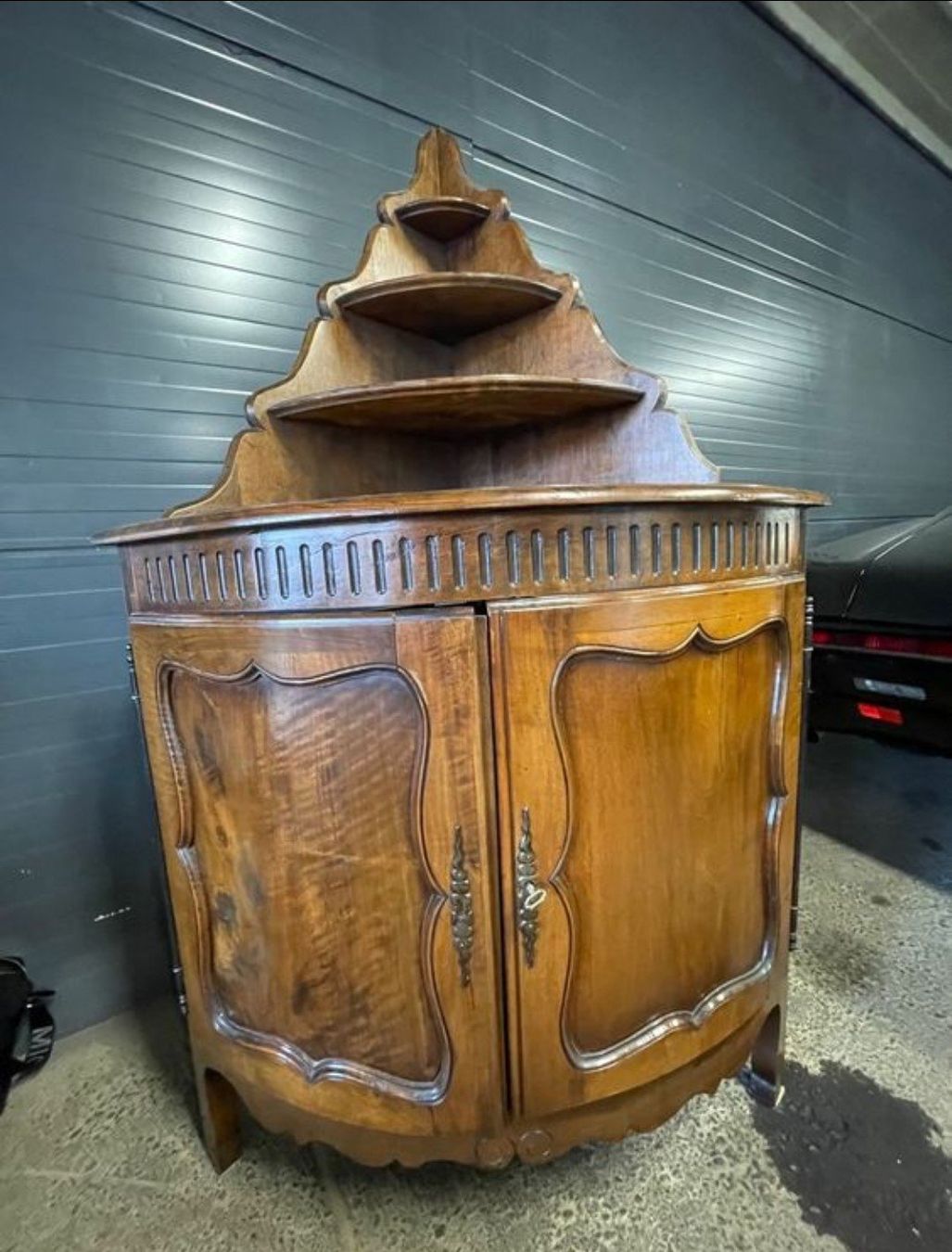 Credenze: Grande encoignure / meuble d'angle grande taille – Usato da Servion venduto da meno999 1