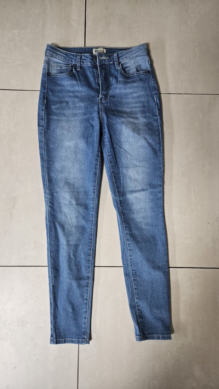 Jeans: 4 Jeans T.40 – Usato da Cheyres venduto da Karine-Schweiz 2