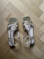 Elegante goldene Sandalen, Grösse 42, neuwertig 