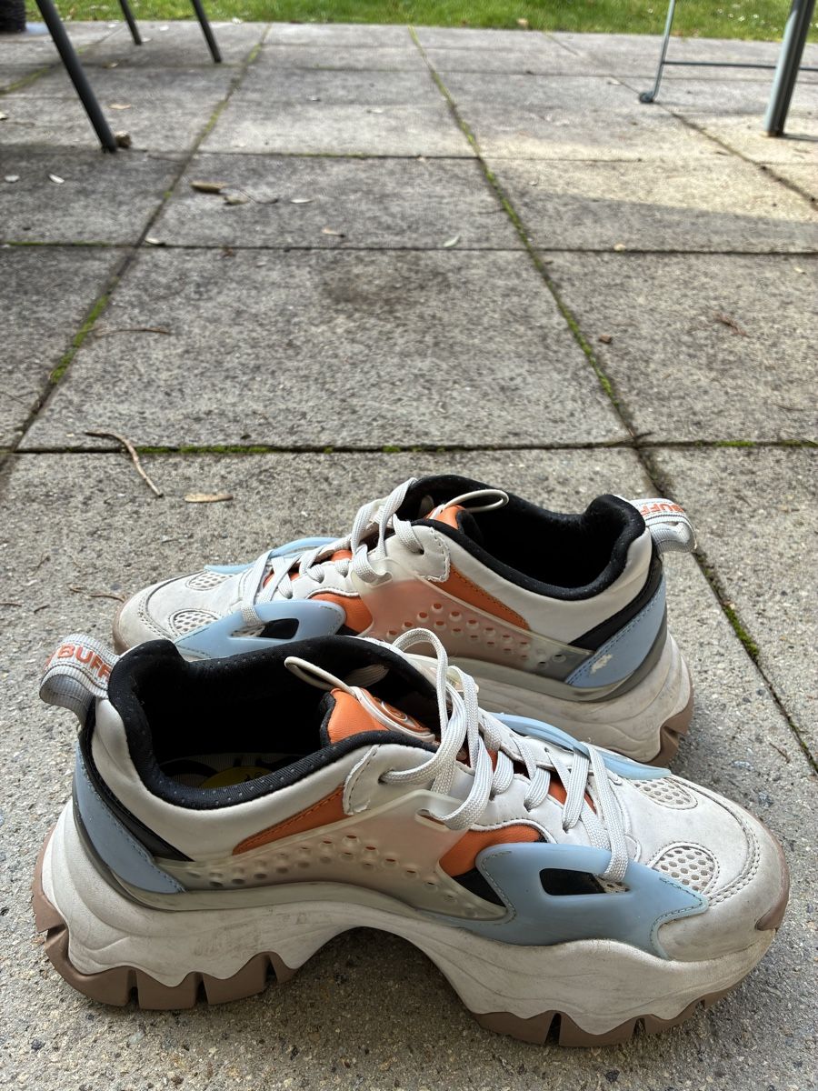 Buffalo Scarpe da donna: Buffalo - EUR 39 – Usato da Zuoz venduto da noe_g2f5 5