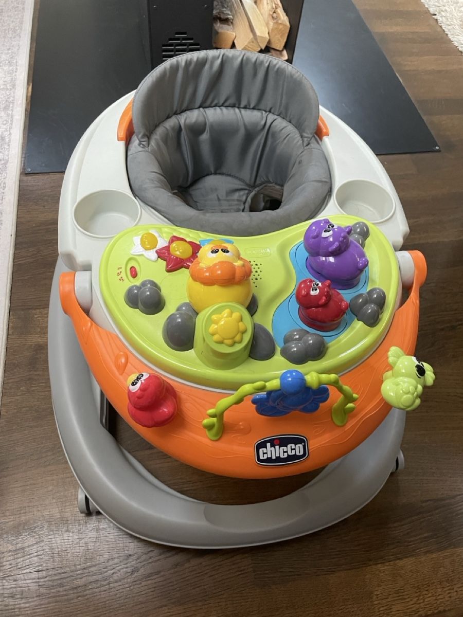 Chicco Veicoli per bambini: Chicco Marcheur Rose Jouets Bon état – Usato da Zürich venduto da jul_6jpt