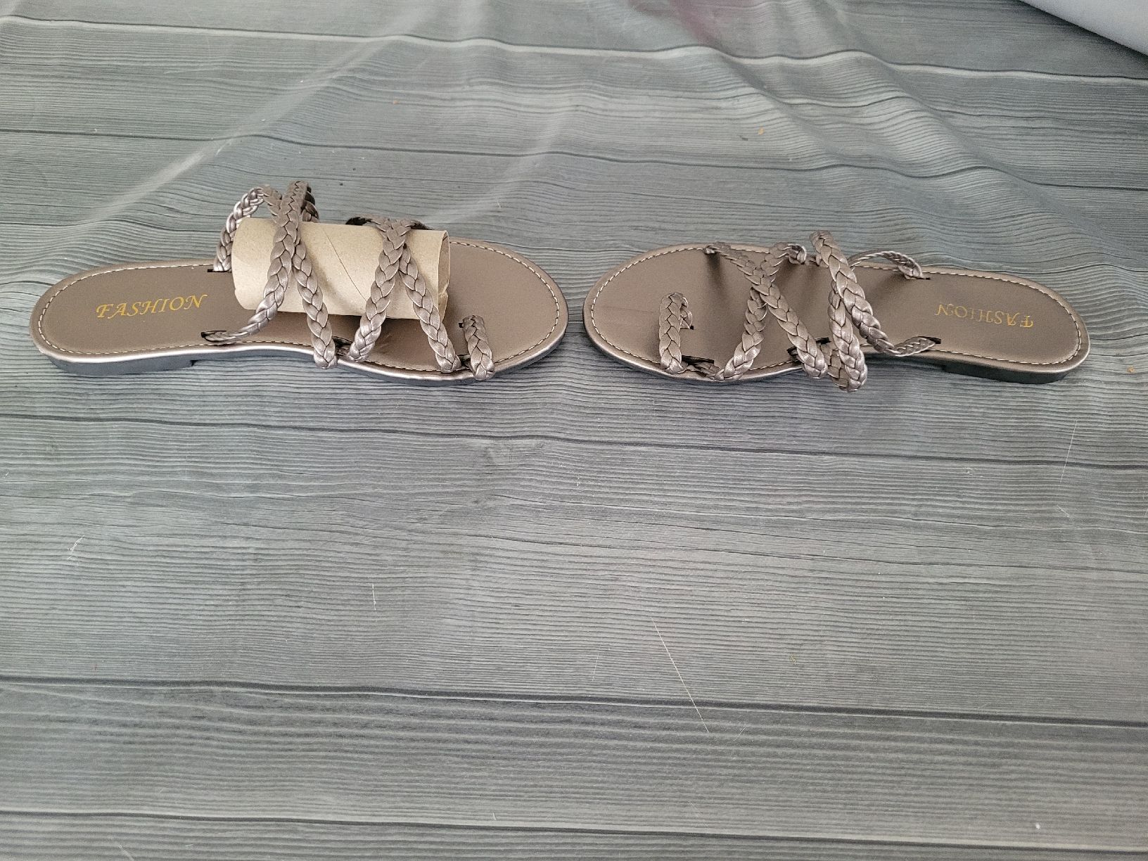 Damenschuhe: Sommer Sandalen, Schlupfsandale 39 – Neu (gemäss Beschreibung) aus Niederbuchsiten von klengyel 2