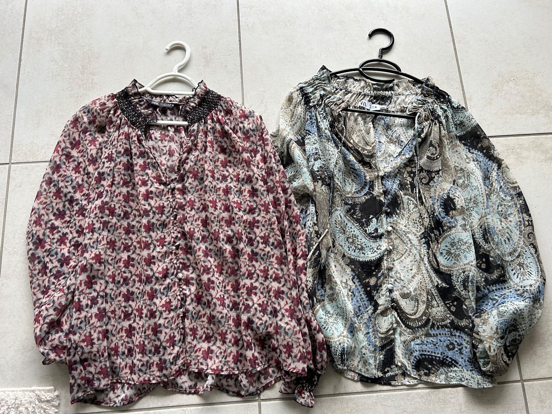 Zara Camicette: Lot de deux blouses semi-transparente Zara – Usato da Courrendlin venduto da loko2910