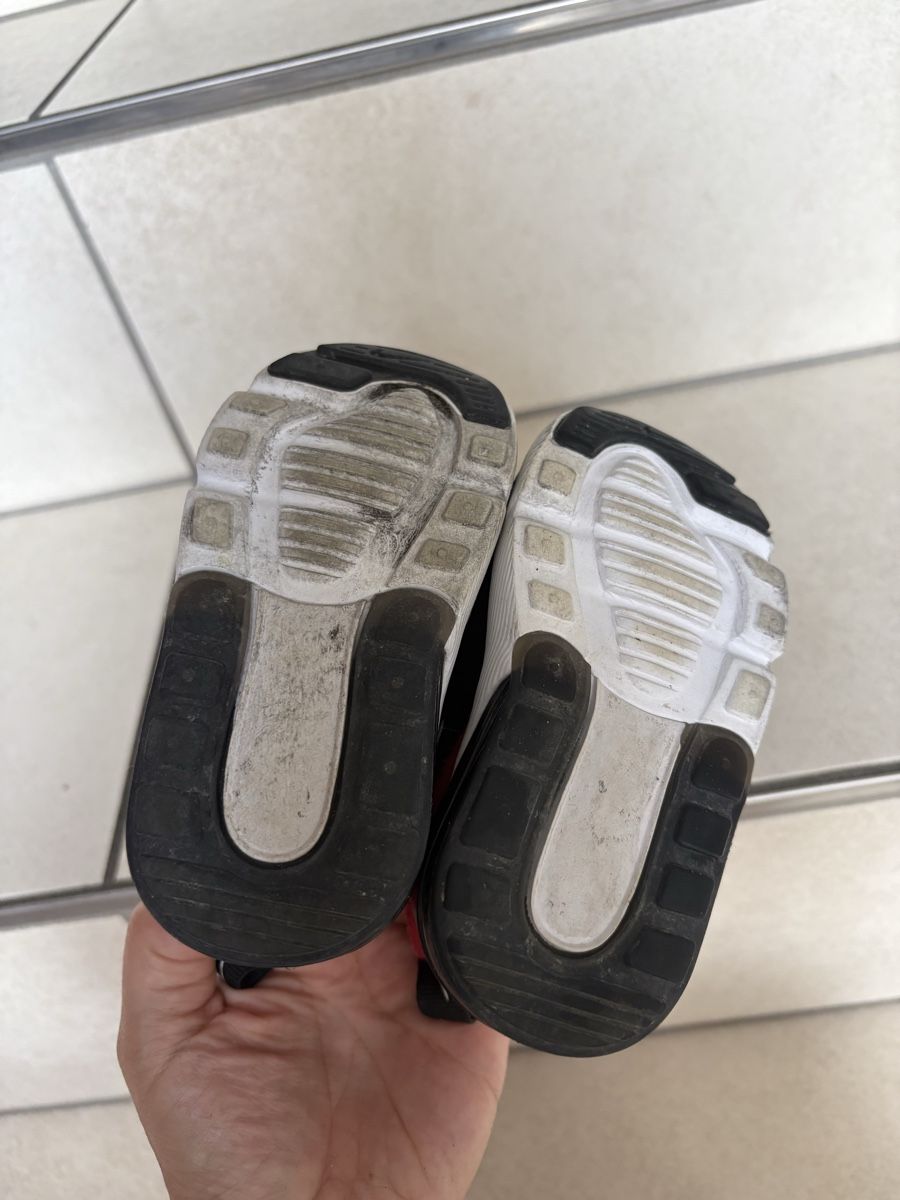 Nike Chaussures garçon: Nike Air Max Sneaker – D'occasion à Sissach par Sbucheli 2