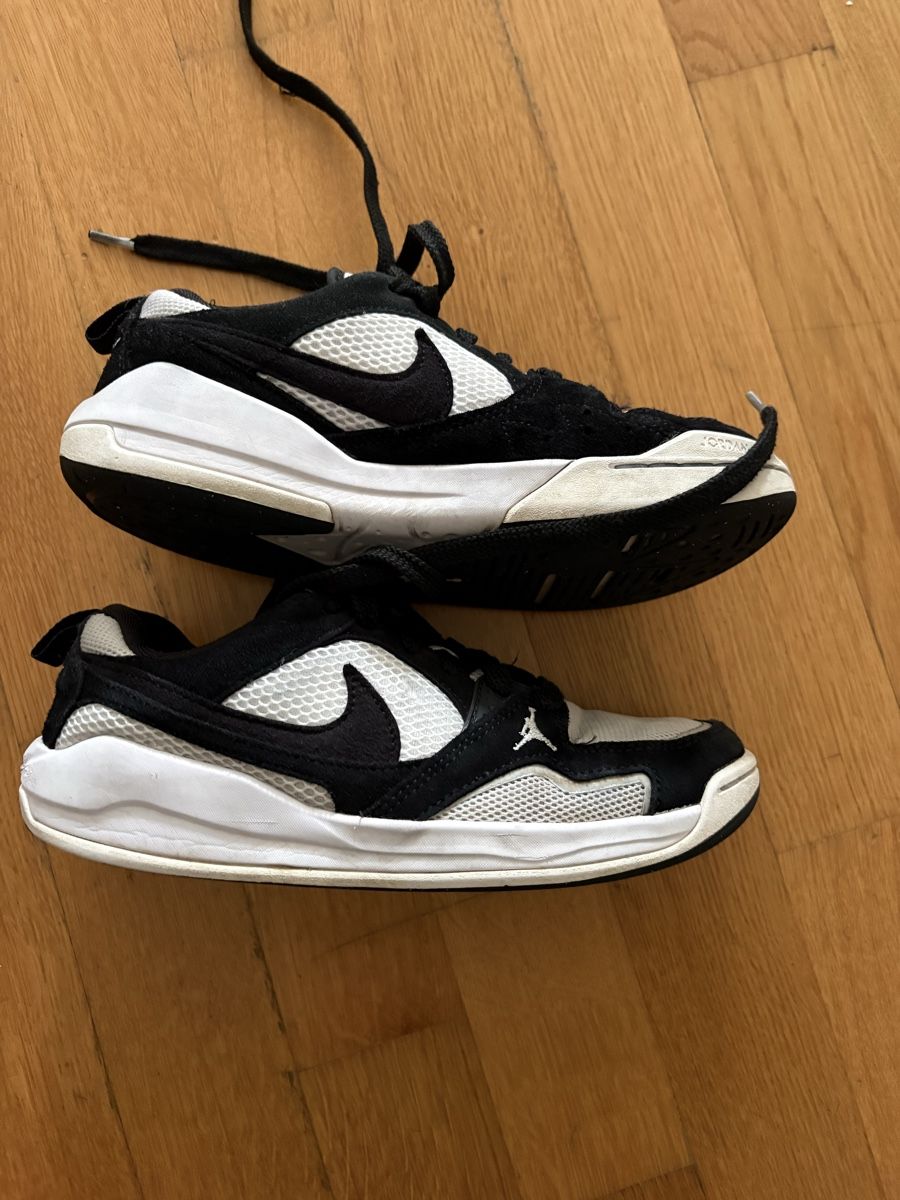 Jordan Schuhe für Jungen: Jorden Turnschuhe Gr. 37 Junge – Gebraucht aus Winterthur von Baby117 1
