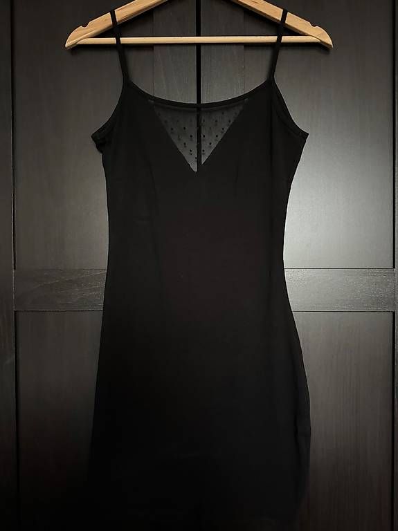 Robes: Schwarzes Kleid, Grösse S – D'occasion à Zuchwil par Marti_7 1