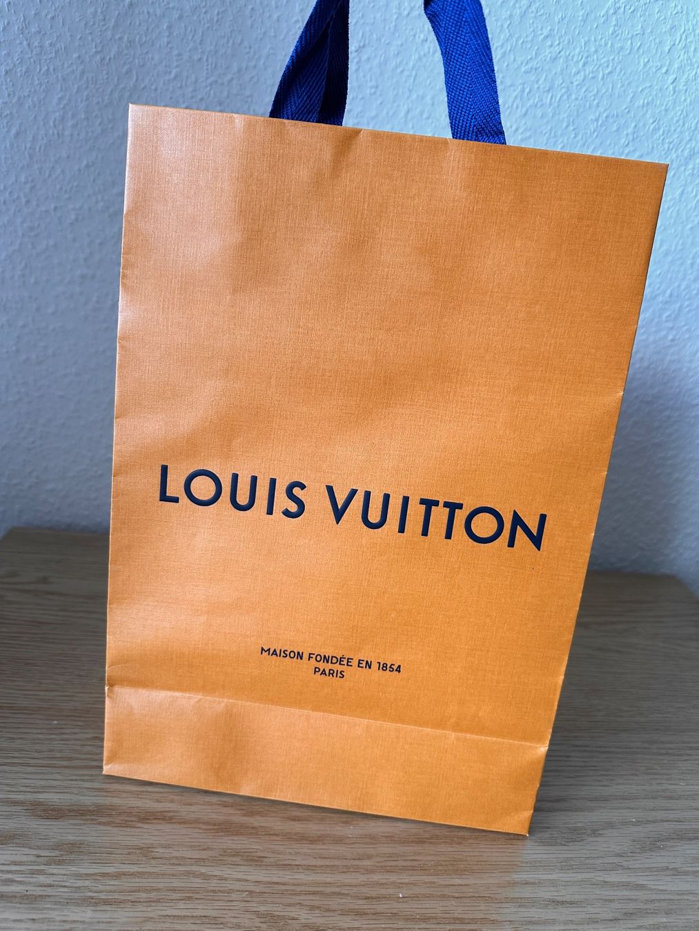 Louis Vuitton Borse: Original Louis Vuitton shopping paper bag – Nuovo e nell'imballaggio originale da Carouge GE venduto da loveluxury 2