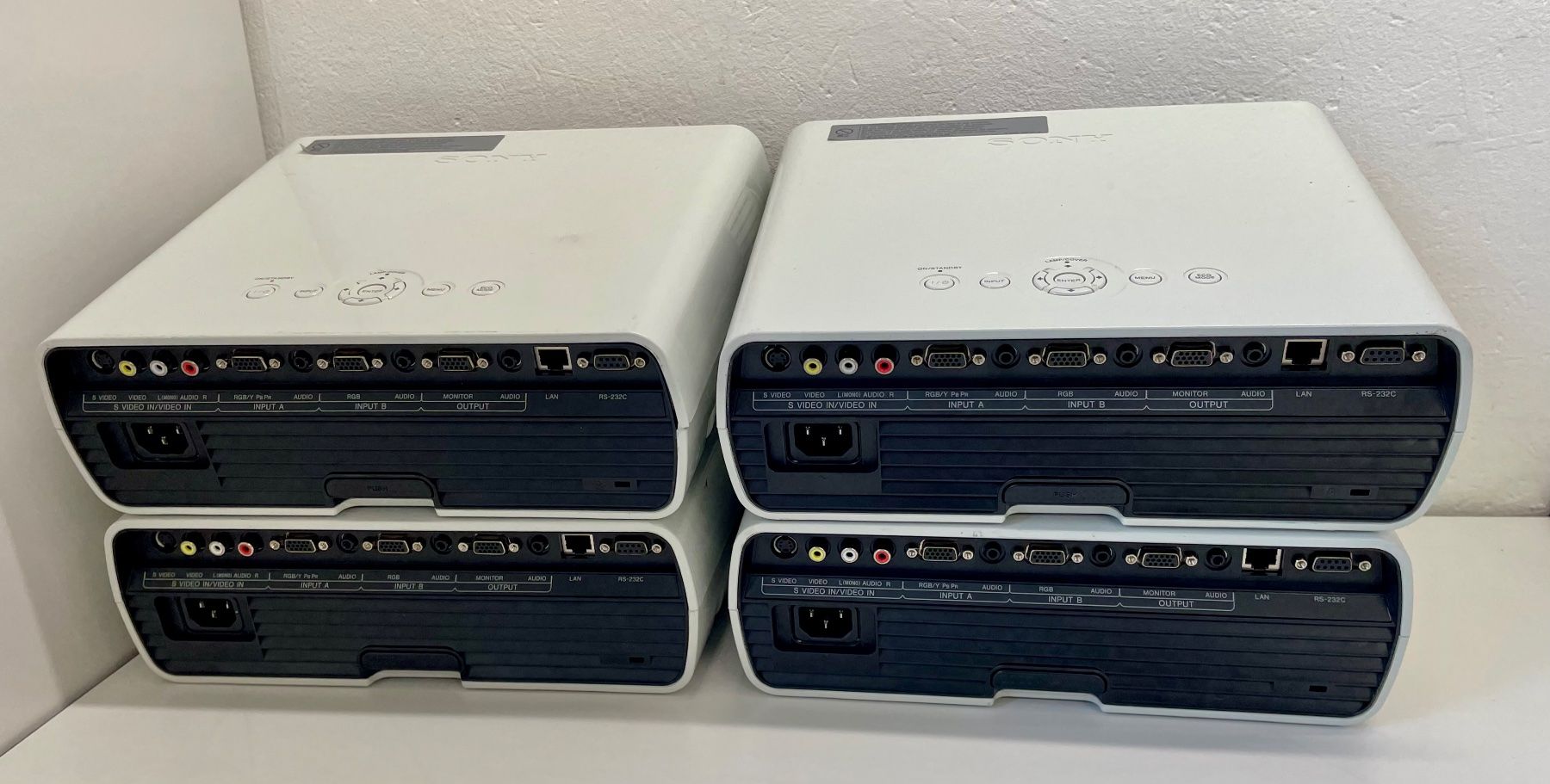 Sony Videoprojektoren: Sony VPL-EX175 Beamer Lot a 4. St – Gebraucht aus Niederdorf von LeptonAG 2