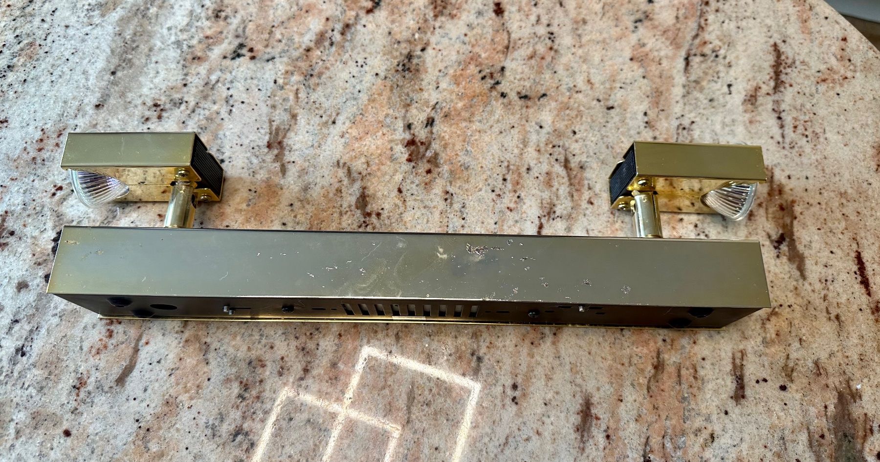 Ikea Lampadari & plafoniere: Deckenleuchte mit 2 Spots / Messingfarben – Nuovo (secondo la descrizione) da Spreitenbach venduto da Jessy8 2
