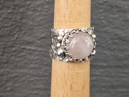 (Neu) Handgemachter Silberring mit echtem Rosenquarzstein