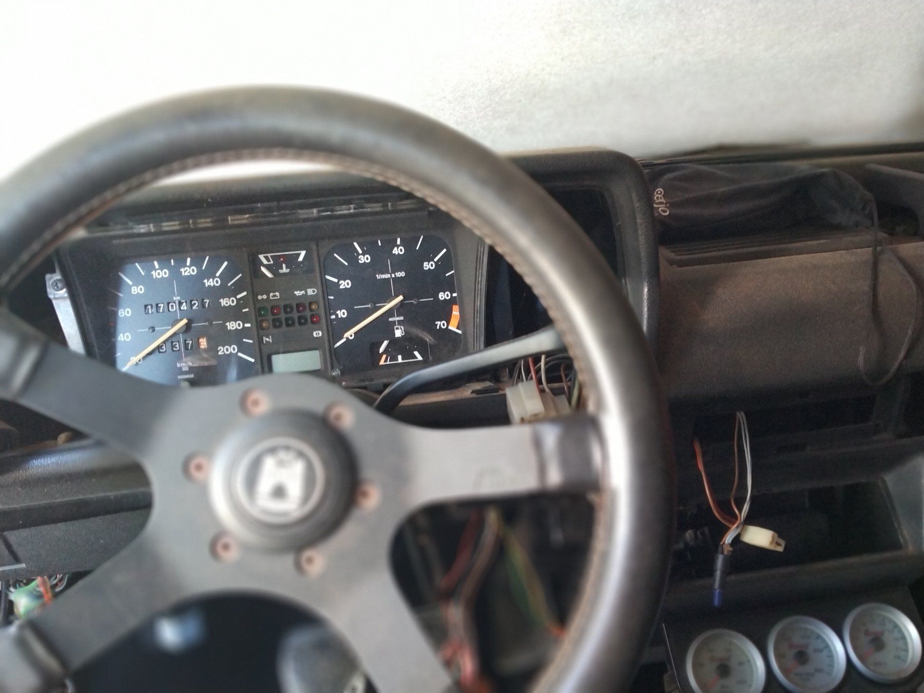 VW Automobili: VW Polo 1300 Coupe 1985 – Usato da Büren an der Aare venduto da p.schwab 4