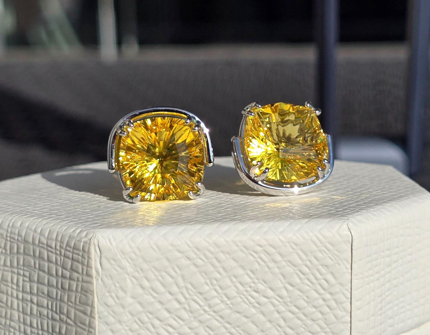 Swarovski Orecchini pendenti & Orecchini a lobo: Swarovski Harmonia Ohrringe, gelb – Usato da Uster venduto da proshka74