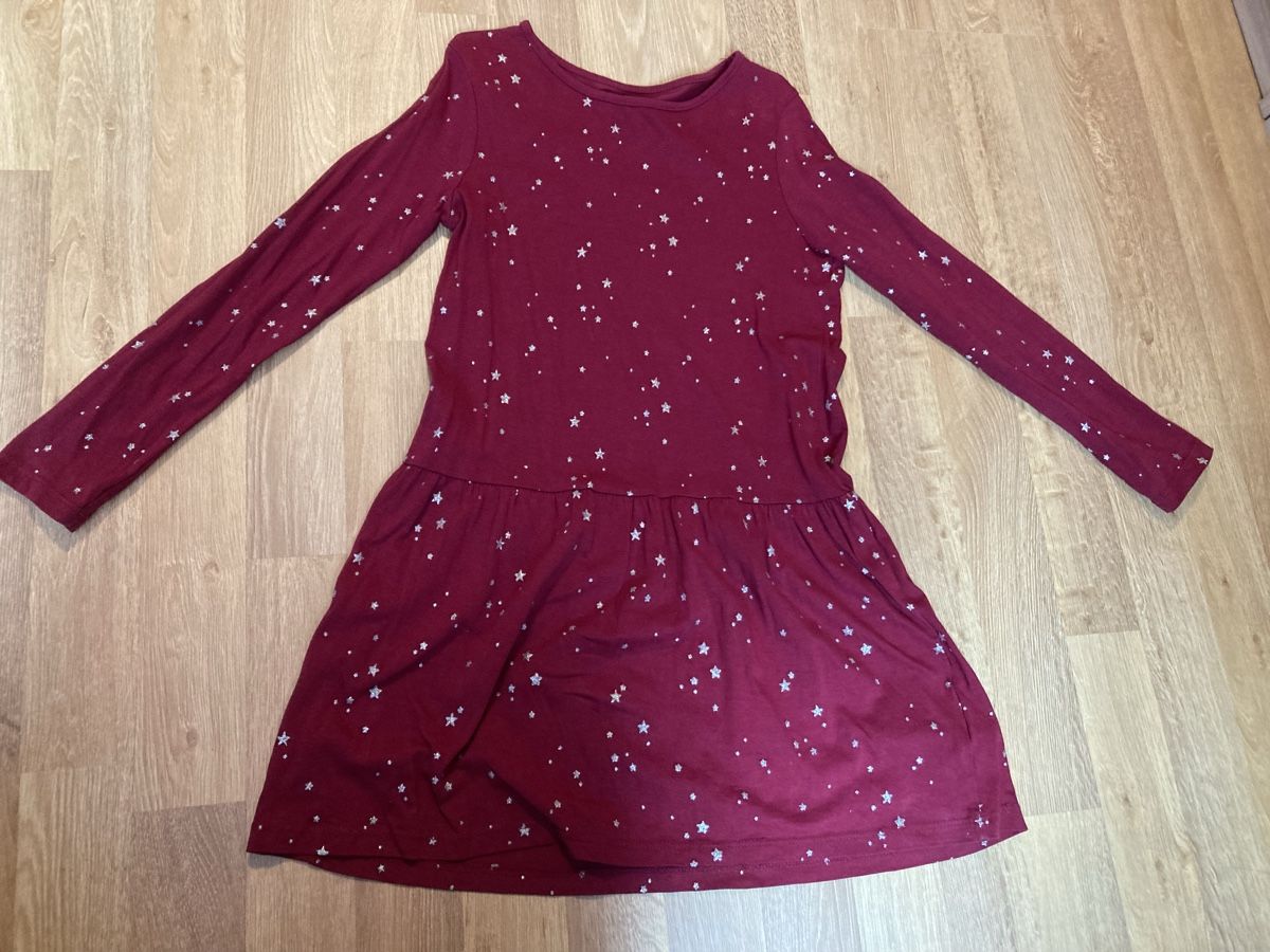 Vestiti & Gonne: Mädchen Weihnachtskleid Gr.122/128 – Usato da Emmenbrücke venduto da JJ_89