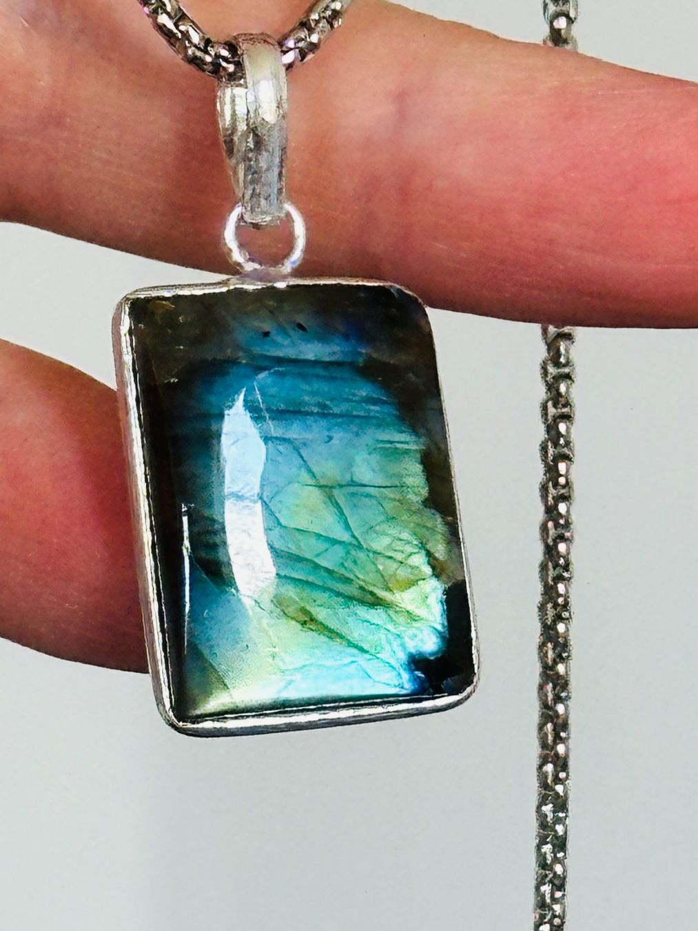 Catenine: Labradorite Gemstone Handmade Jewelry necklace – Nuovo e nell'imballaggio originale da Genève venduto da AGBERG 7