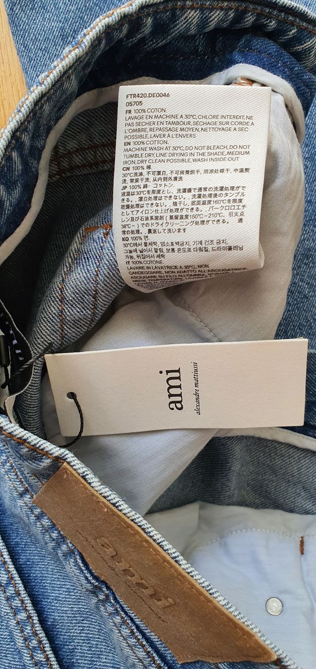 Jeans: Ami Paris Jeans – Nuovo e nell'imballaggio originale da Basel venduto da Kristal4 9