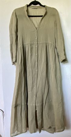 Nile leichtes Sommerkleid mit Unterrock - S