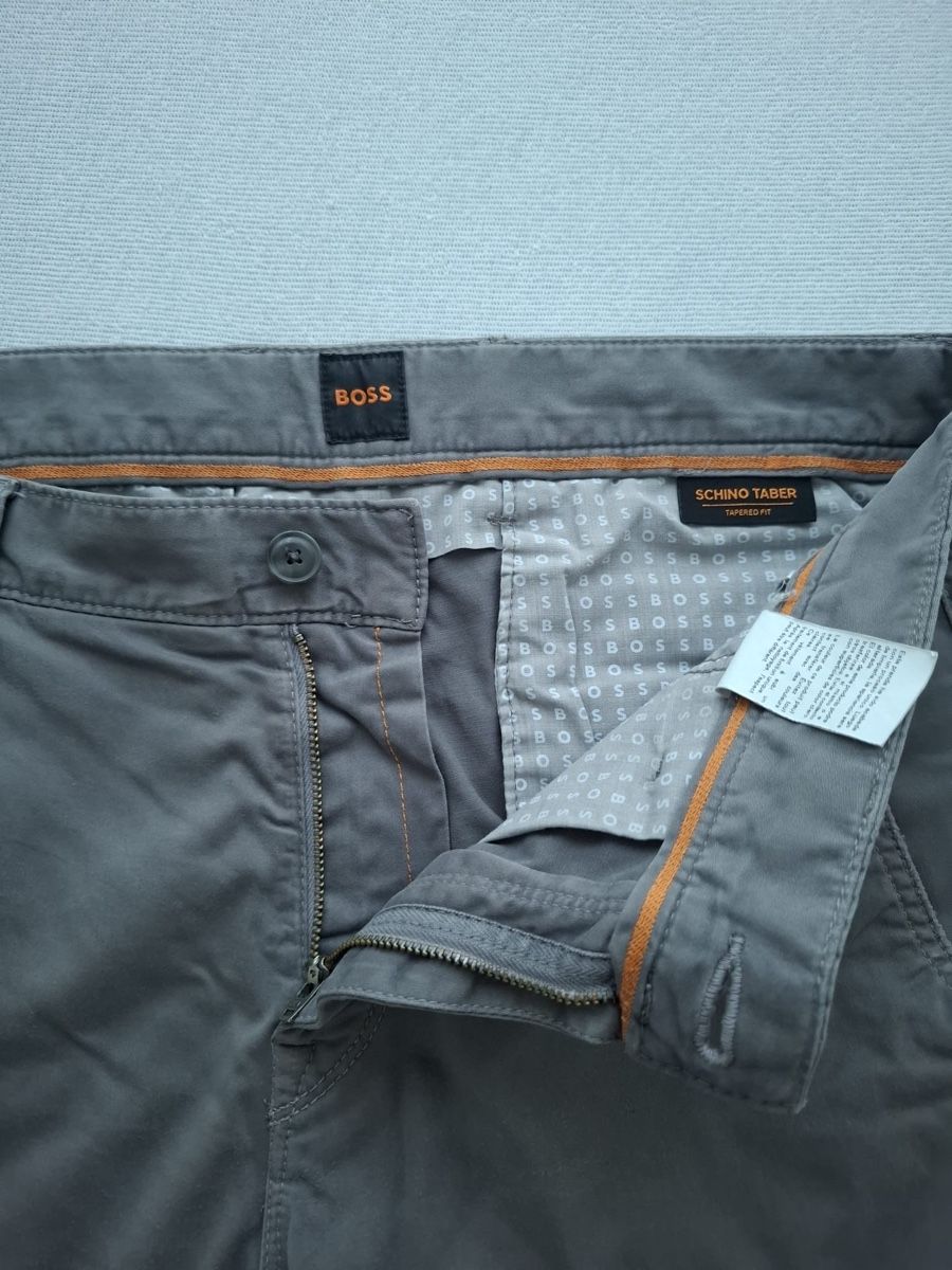 Hugo Boss Pantaloni: Boss Herren Hose 33/32 – Usato da Thun venduto da sof_by7w 1