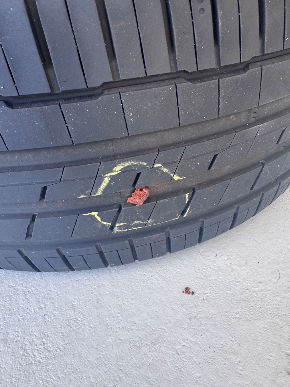 Hankook Pneus & Kompletträder: Sommerreifen Hankook – Gebraucht aus Schenkon von poesip1 1