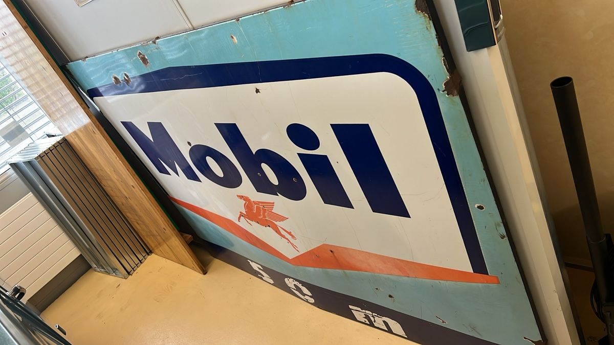 Schilder: MOBIL XL Emailleschild 2.5 m – Gebraucht aus Buchs ZH von phintage