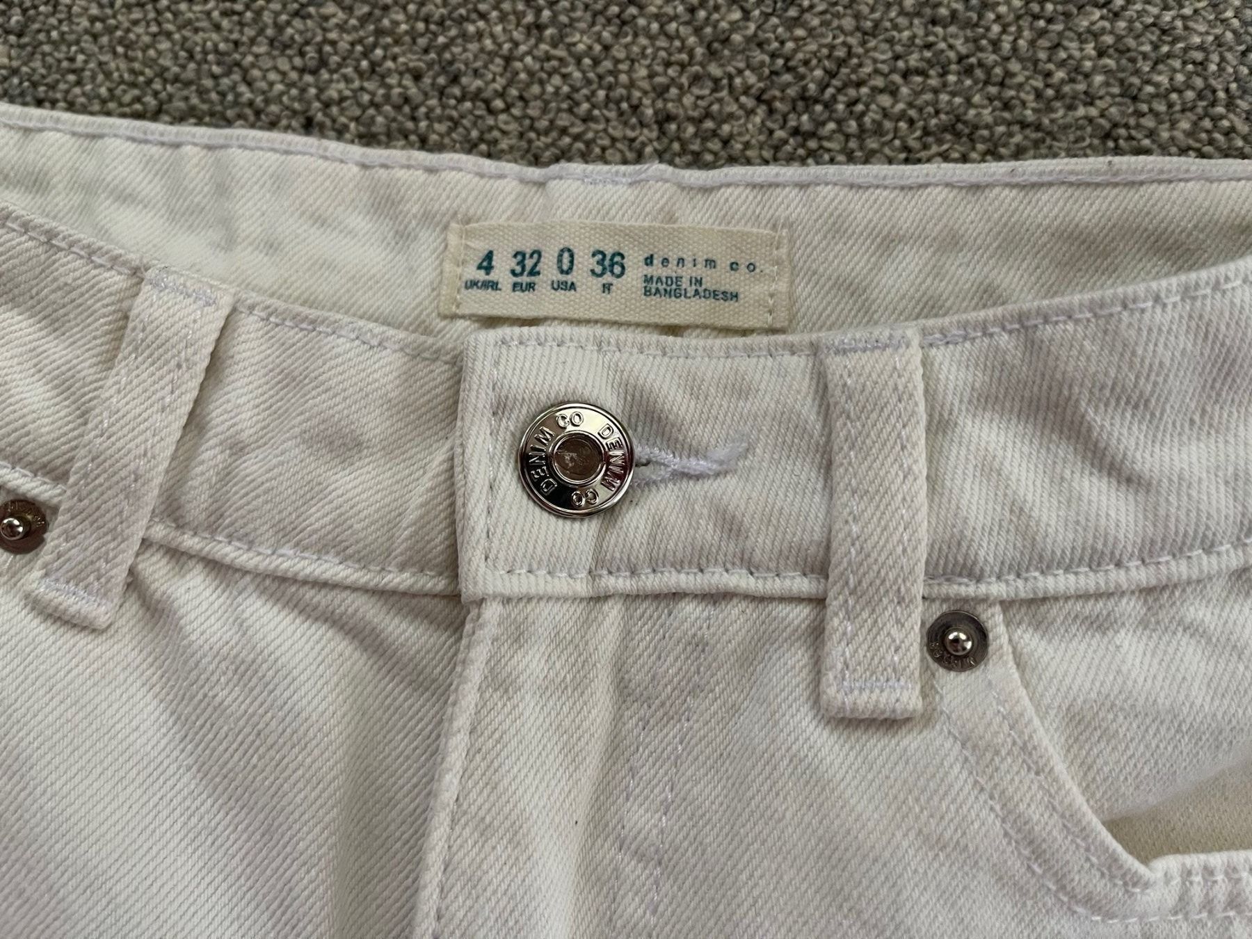 Pantalons: Shorts oder kurze Rock Gr 34 – Neuf (Voir description) à Rekingen AG par nederland1 2
