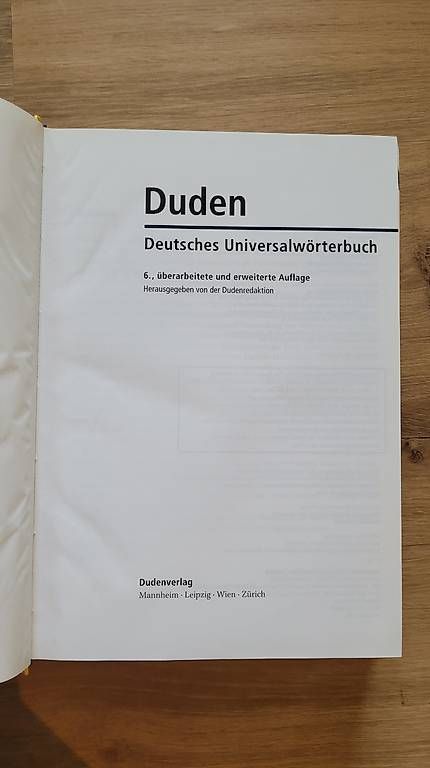 Bücher: Duden - Deutsches Universalwörterbuch – Gebraucht aus Gutenswil von schmidii 1