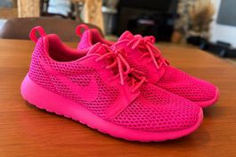 Nike Roshe Run Sneakers  Neonpink  Grösse 38
